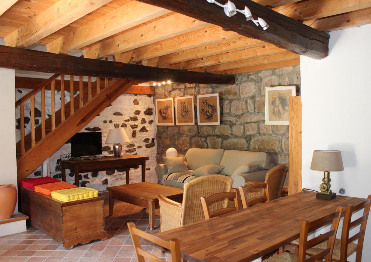 Le Petit Chai Niche Sous La Cite, Carcassonne Exterior photo